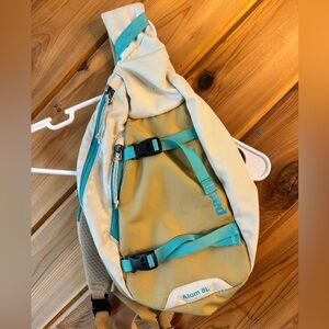 Patagonia 8L Atom Sling Bag